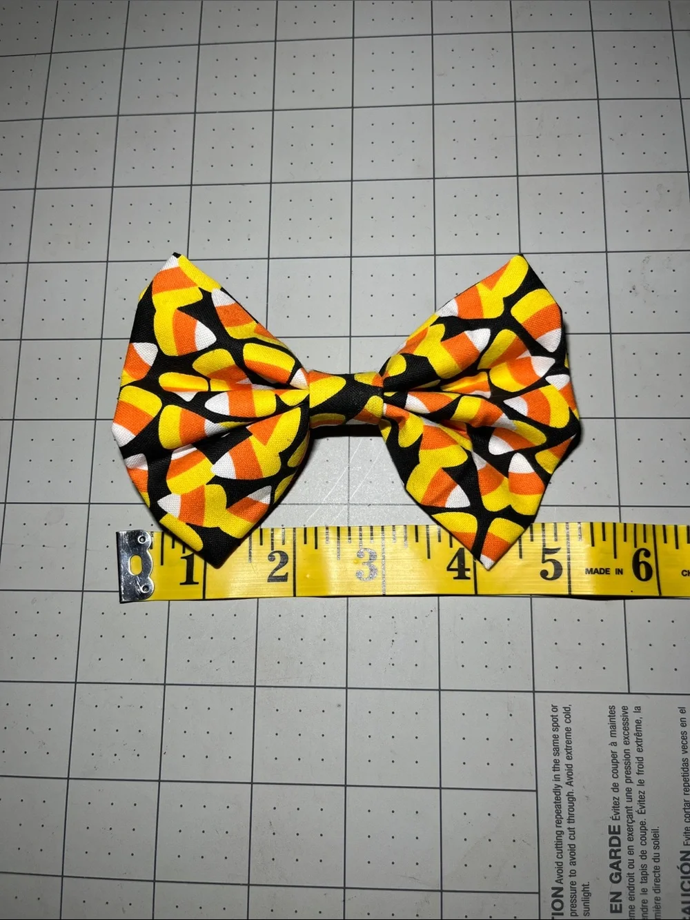 Kids Candy Corn Pattern Bow - Orange & Yellow